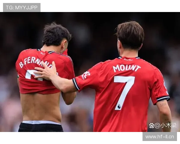 曼联防线失误频繁问题持续,对赛季稳定性形成考验 曼联防线失误频繁问题持续,对赛季稳定性形成考验