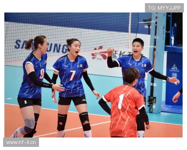 谌龙退役后住进月租八万的上海顶层复式，每天五点起床给儿子做营养餐